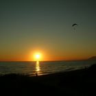 Paragliding am Strand von Elviria (Marbella).