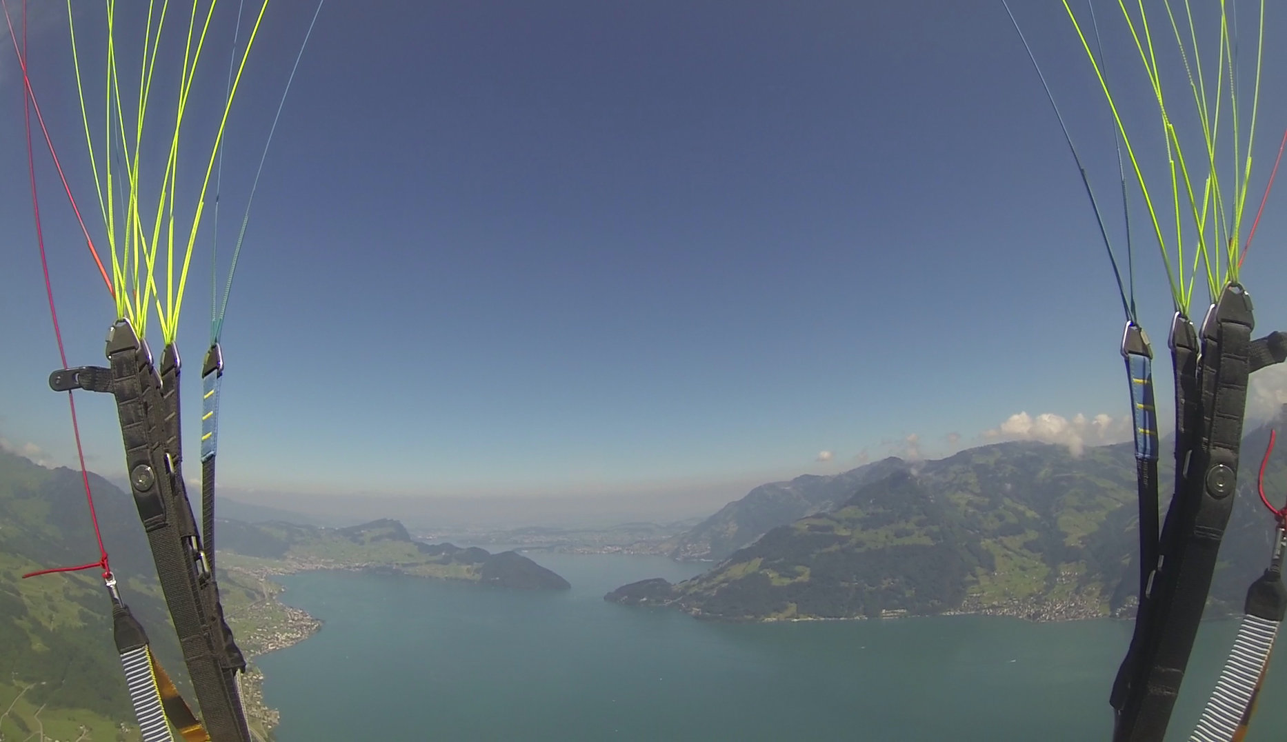 Paragliding , lake of Luzern