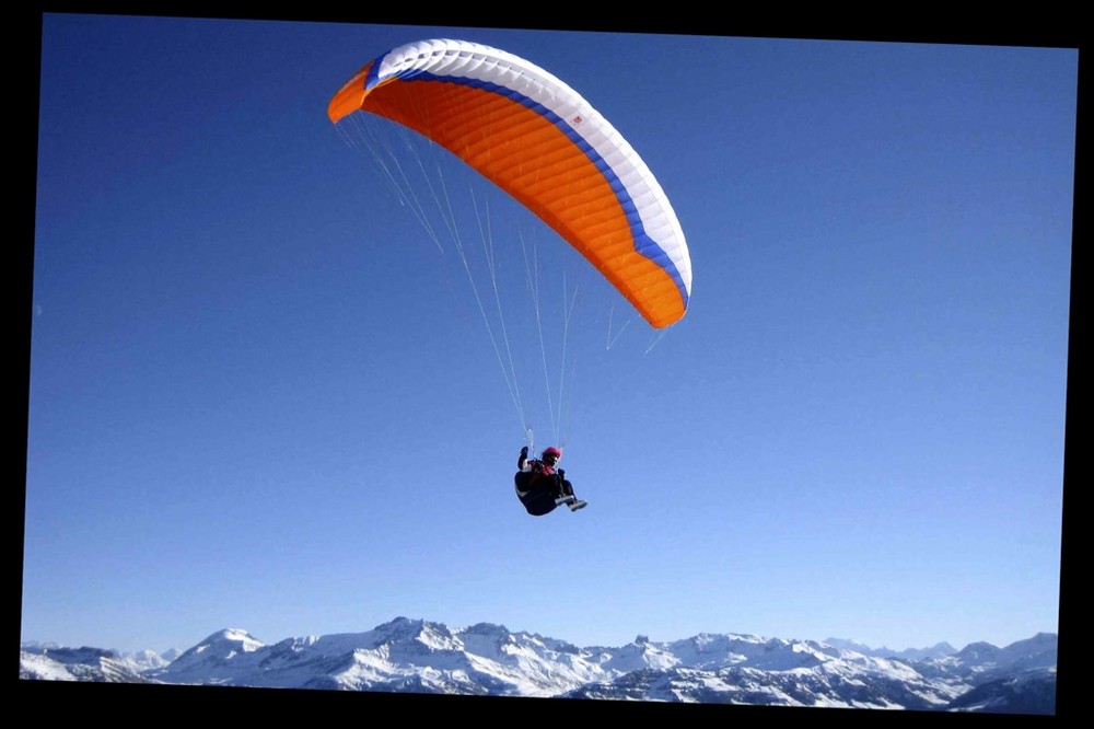 Parapente au saisies, les Alpes France