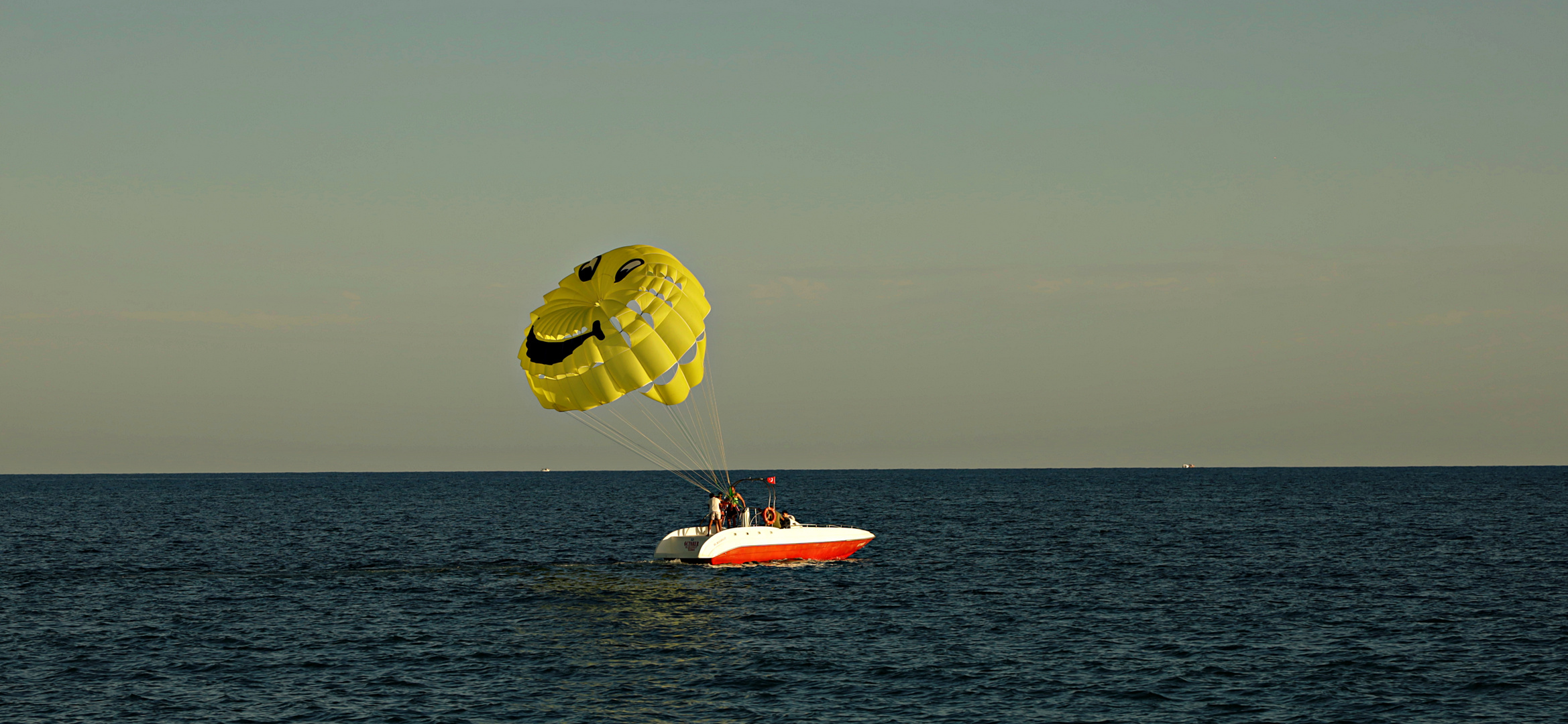 Parasailing 