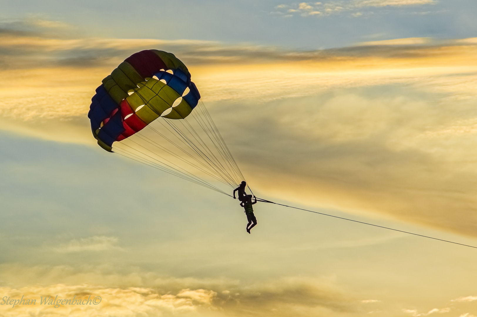 Parasailing am Patong Beach Thailand