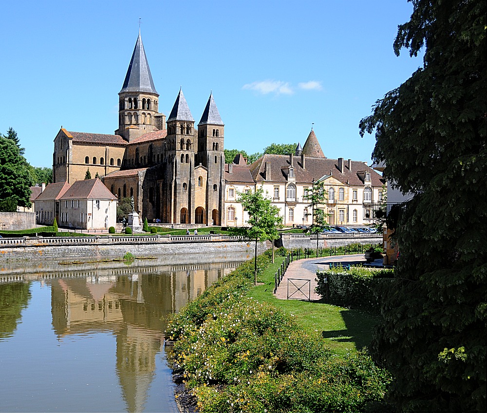 ParayleMonial, Frankreich, Burgund Basilika SacréCoeur Foto & Bild