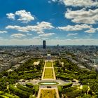 Parc du Champ de Mars + Tour Montparnasse