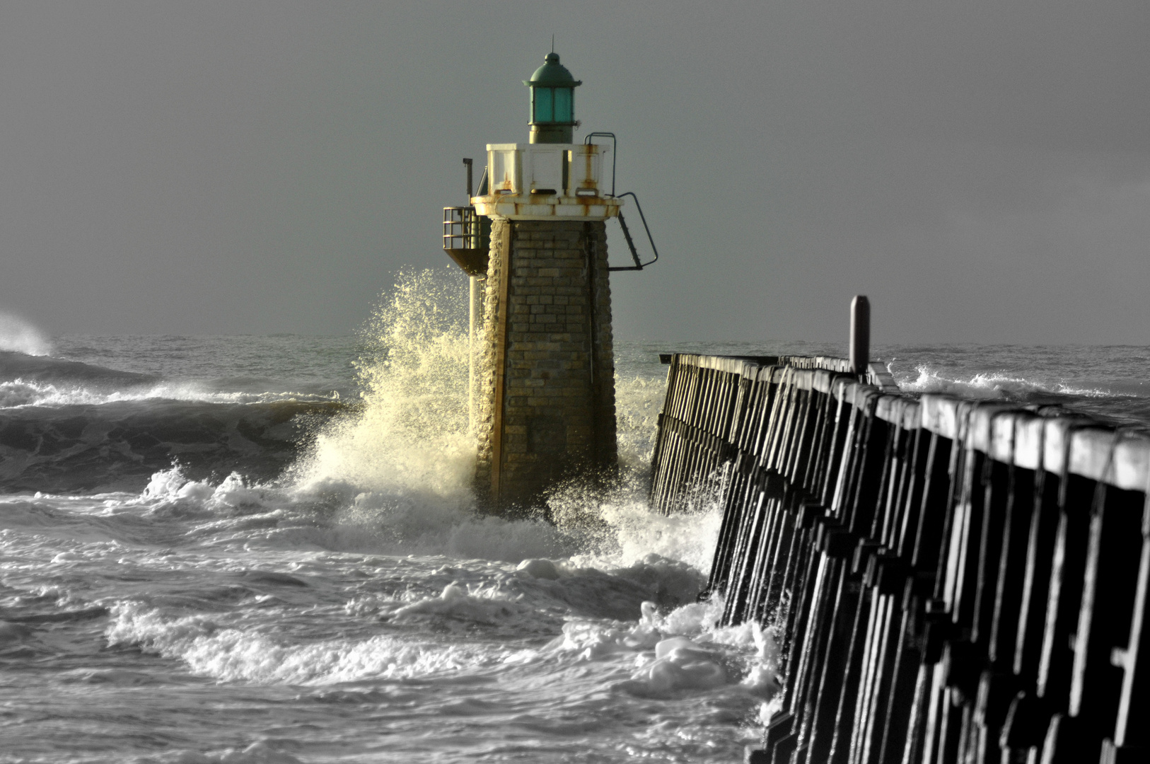 parfois on se demande si le ponton est fiable ...!