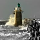 parfois on se demande si le ponton est fiable ...!