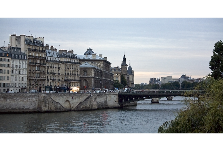 Paris am Abend