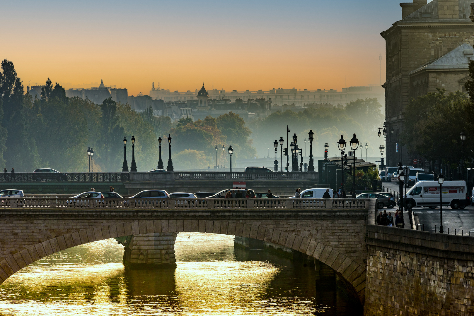 Paris am Morgen