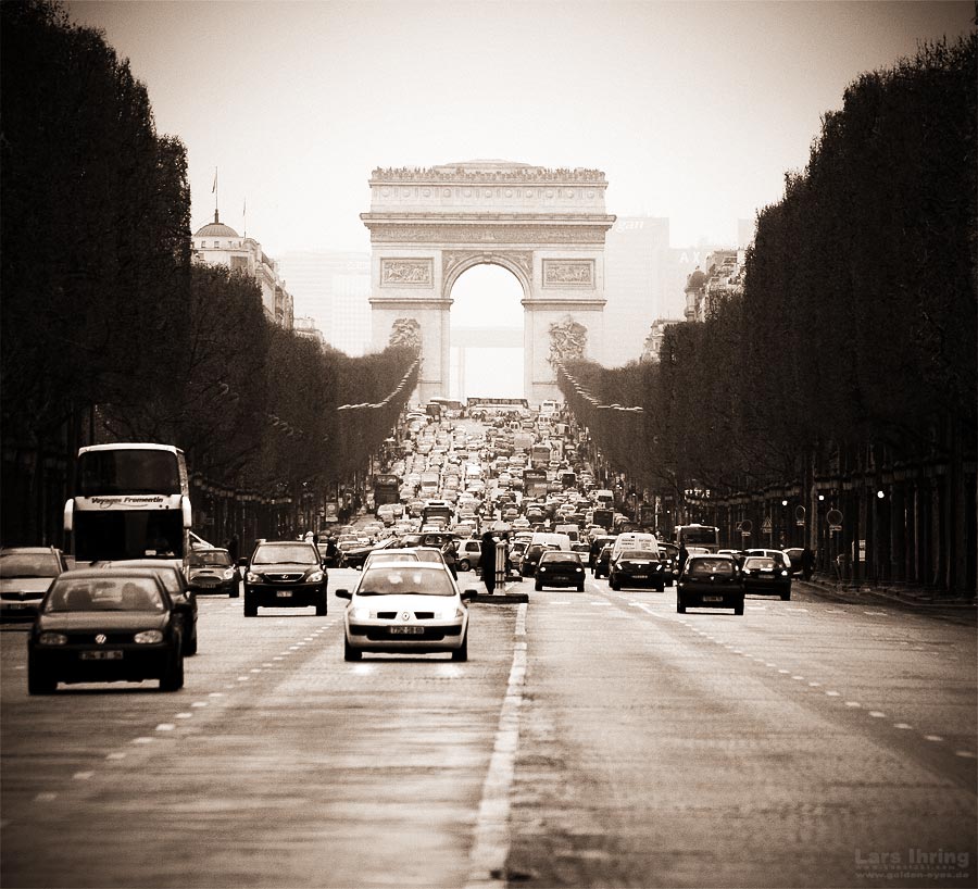 Paris - April 2007 - Arc de Triomphe