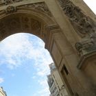 paris arch pano