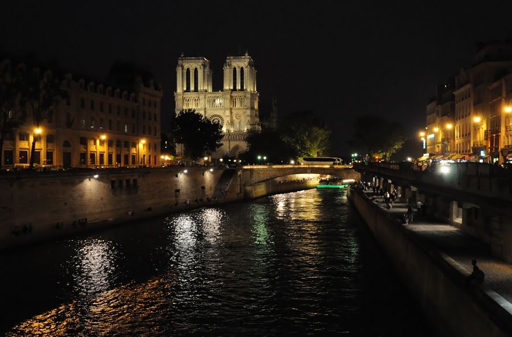 Paris at Night von Claudia Kü 