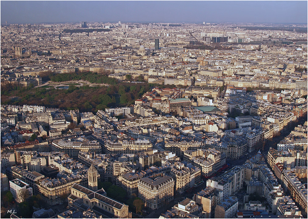 Paris aus der Vogelperspektive 2