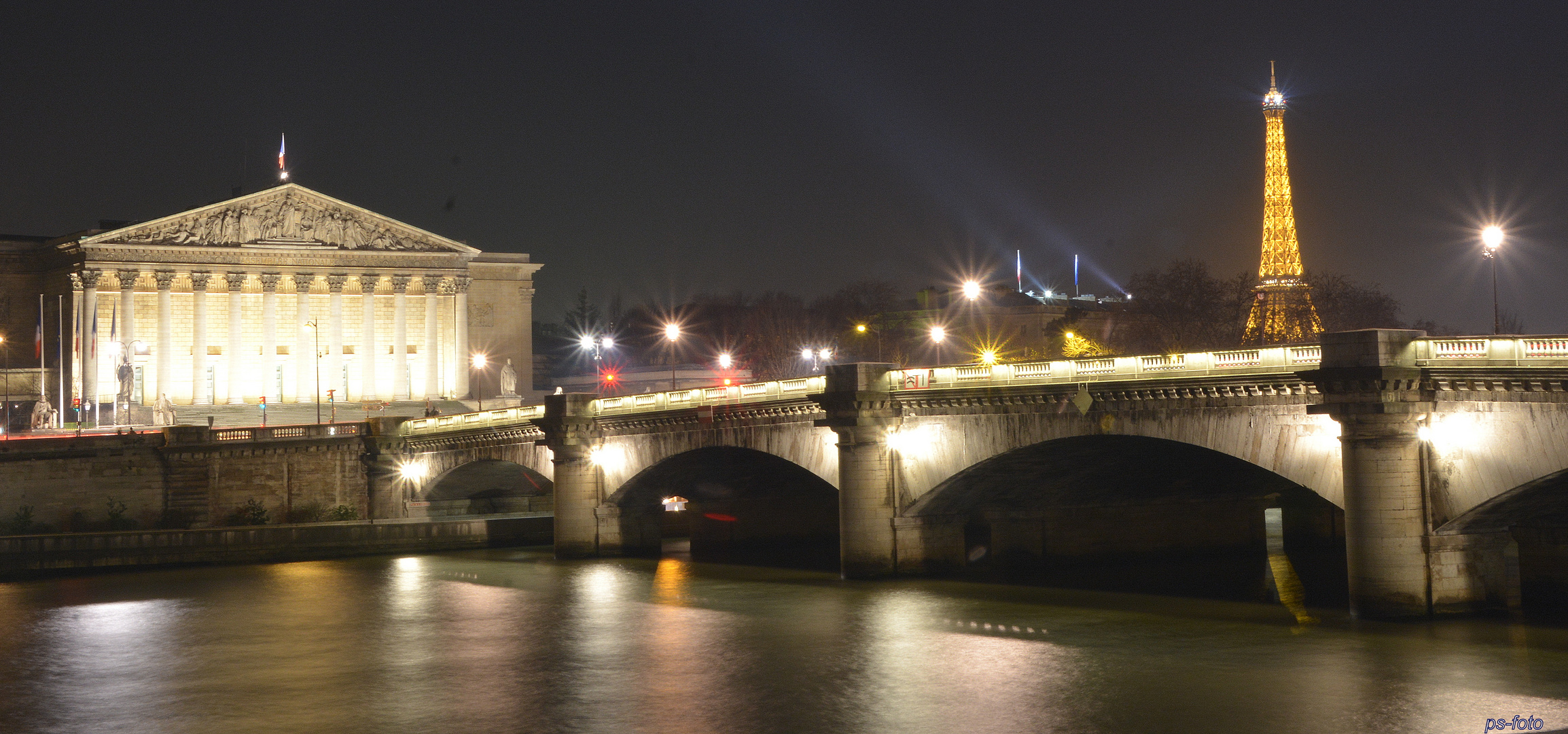 Paris bei Nacht