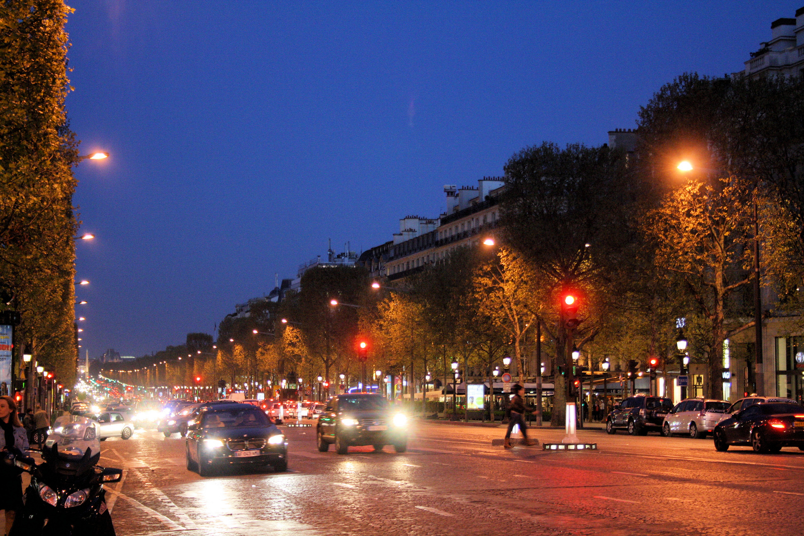 ... Paris bei Nacht