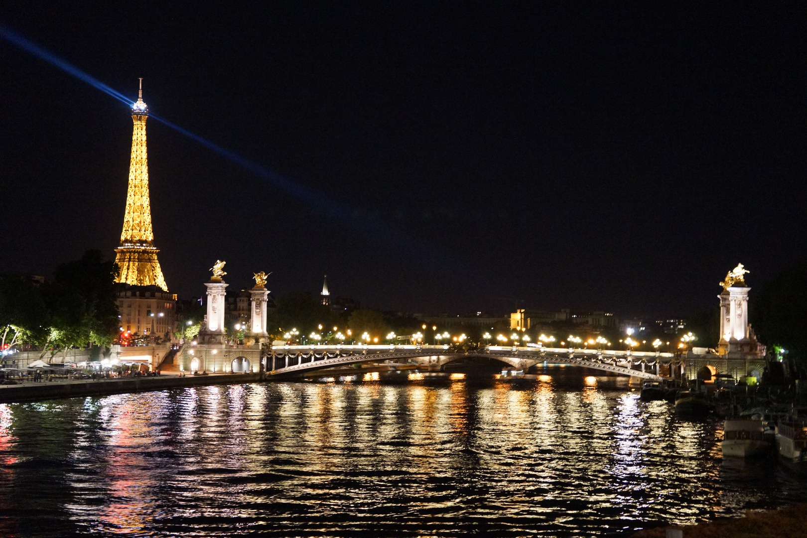 Paris bei Nacht