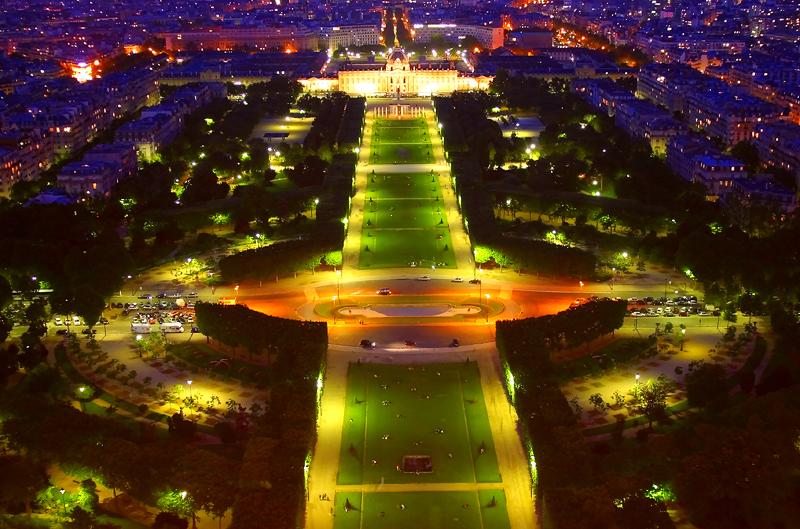 Paris bei Nacht