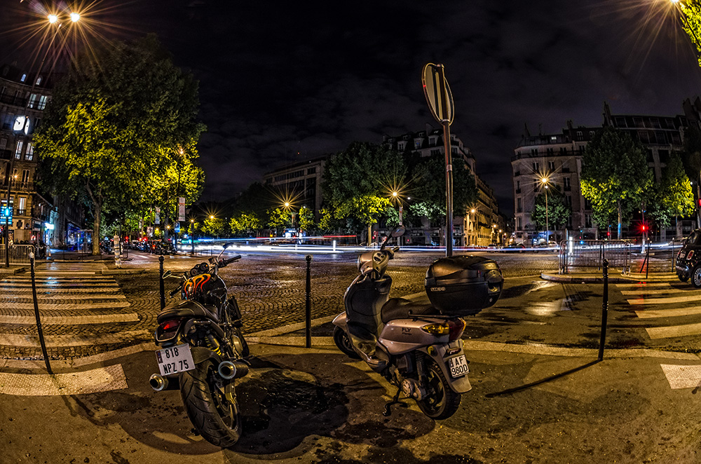 Paris bei Nacht