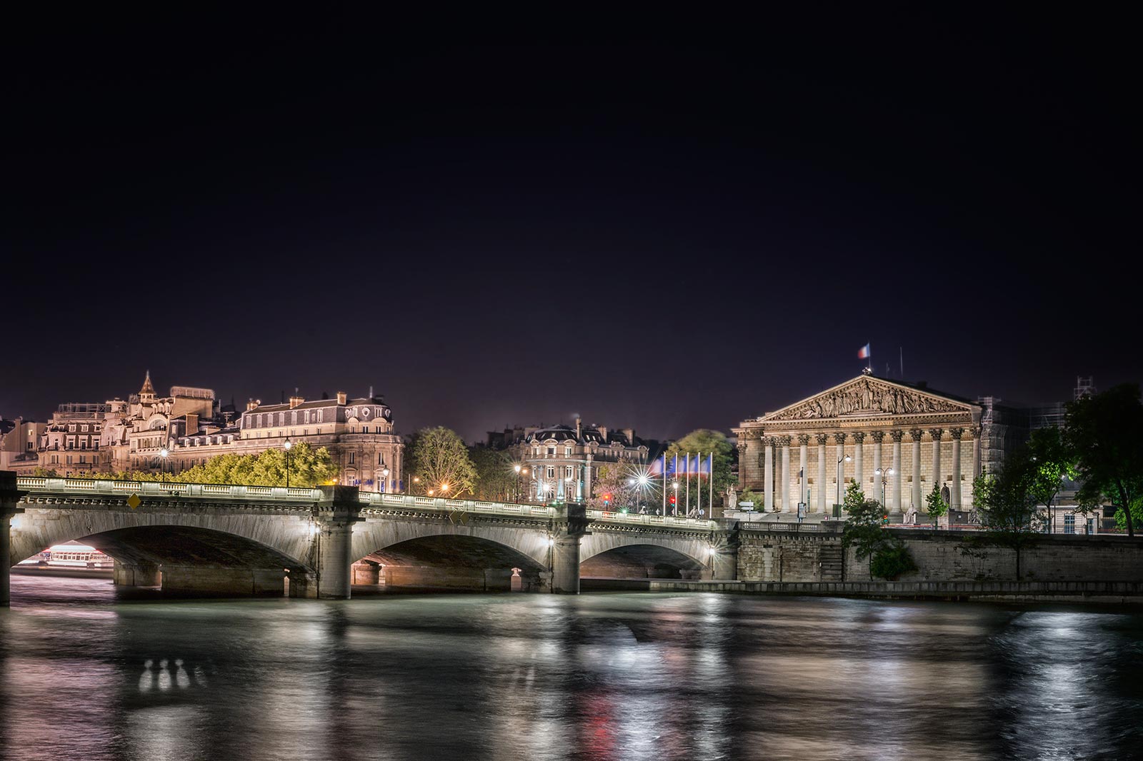 Paris bei Nacht