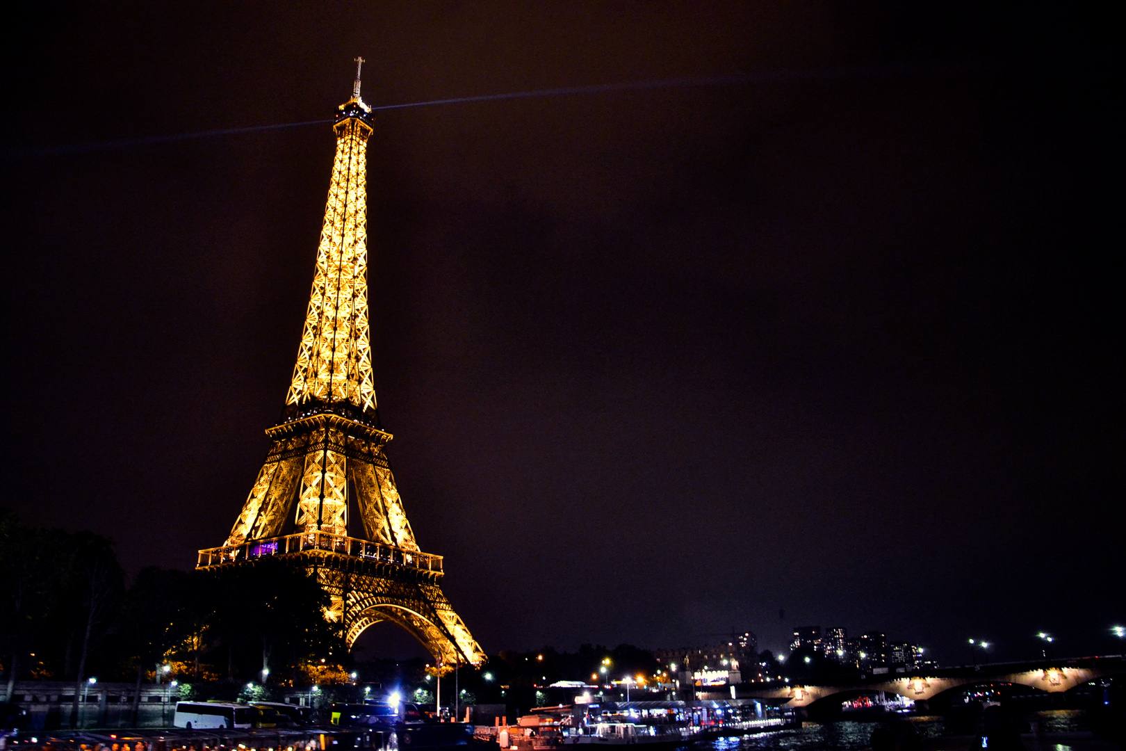 Paris bei Nacht