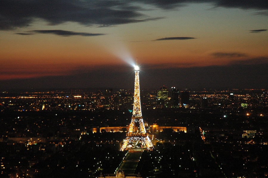 Paris bei Nacht