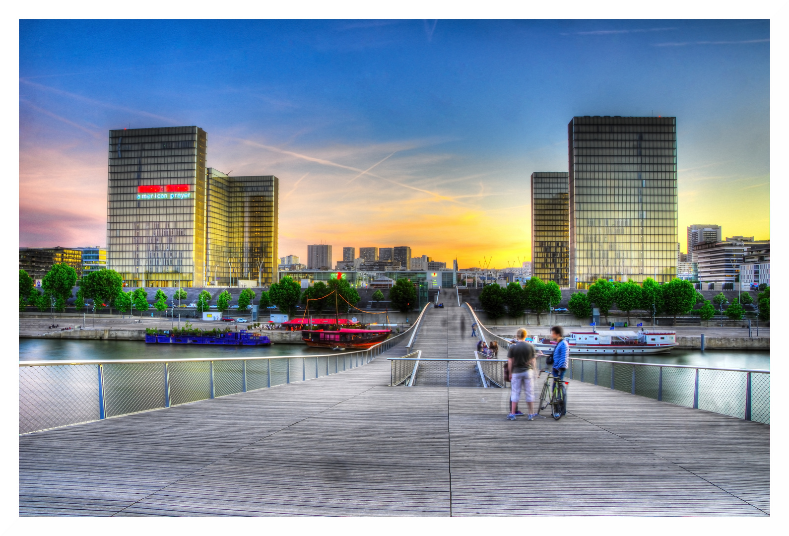 Paris - Bibliotheque Nationale Francois Mitterand