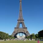 Paris: Blick vom Champ de Mars auf den Eiffelturm