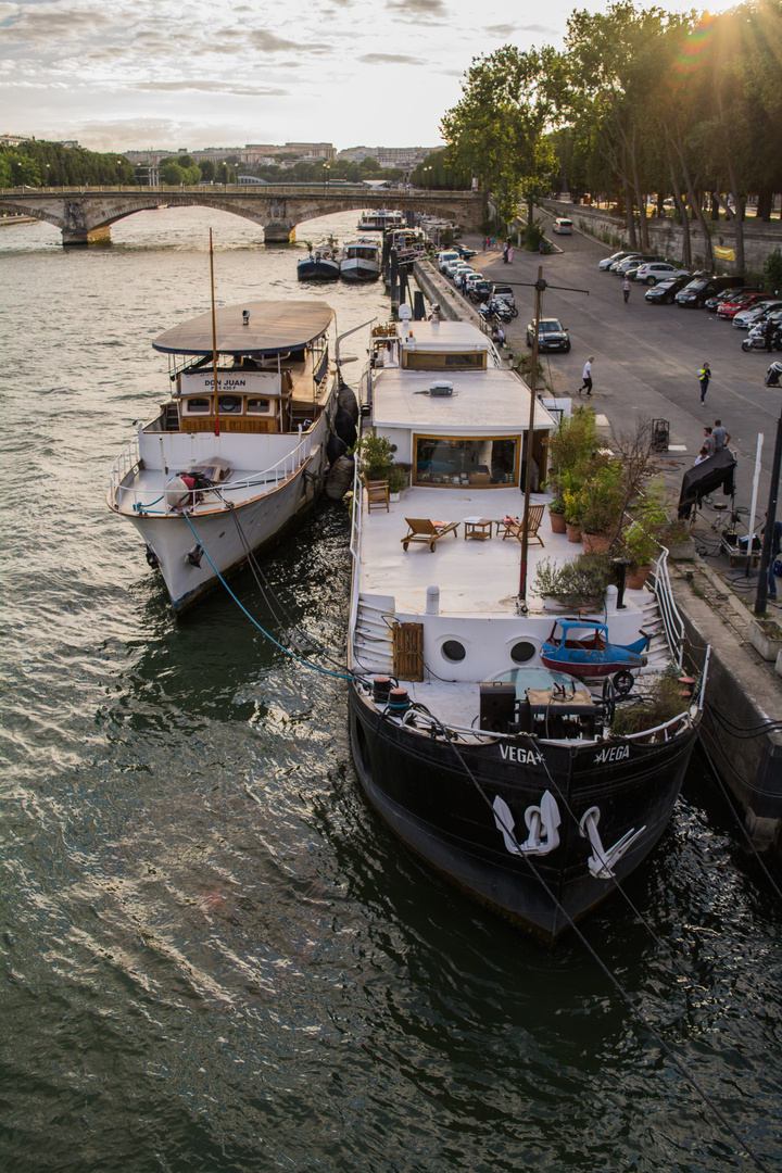 Paris Boats