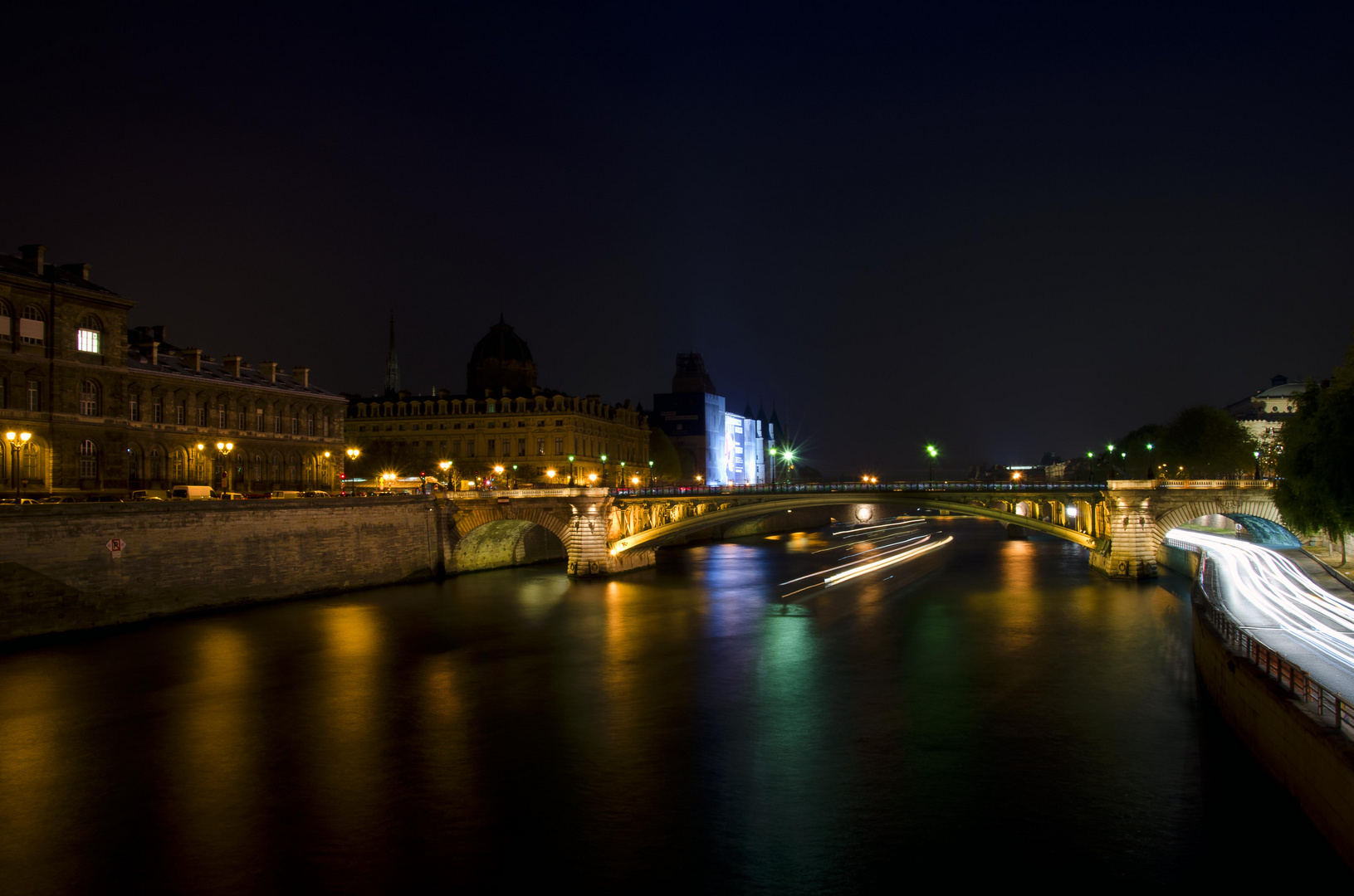 Paris by night 1