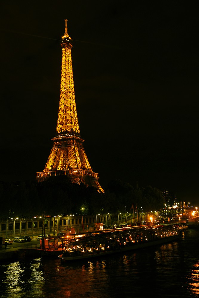 Paris by night