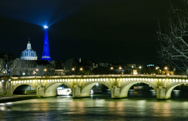 paris by night