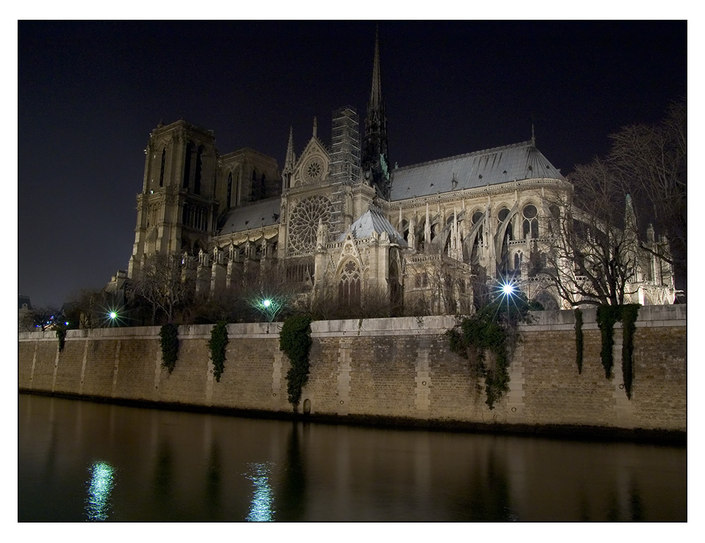 Paris by Night IV - Notre-Dame