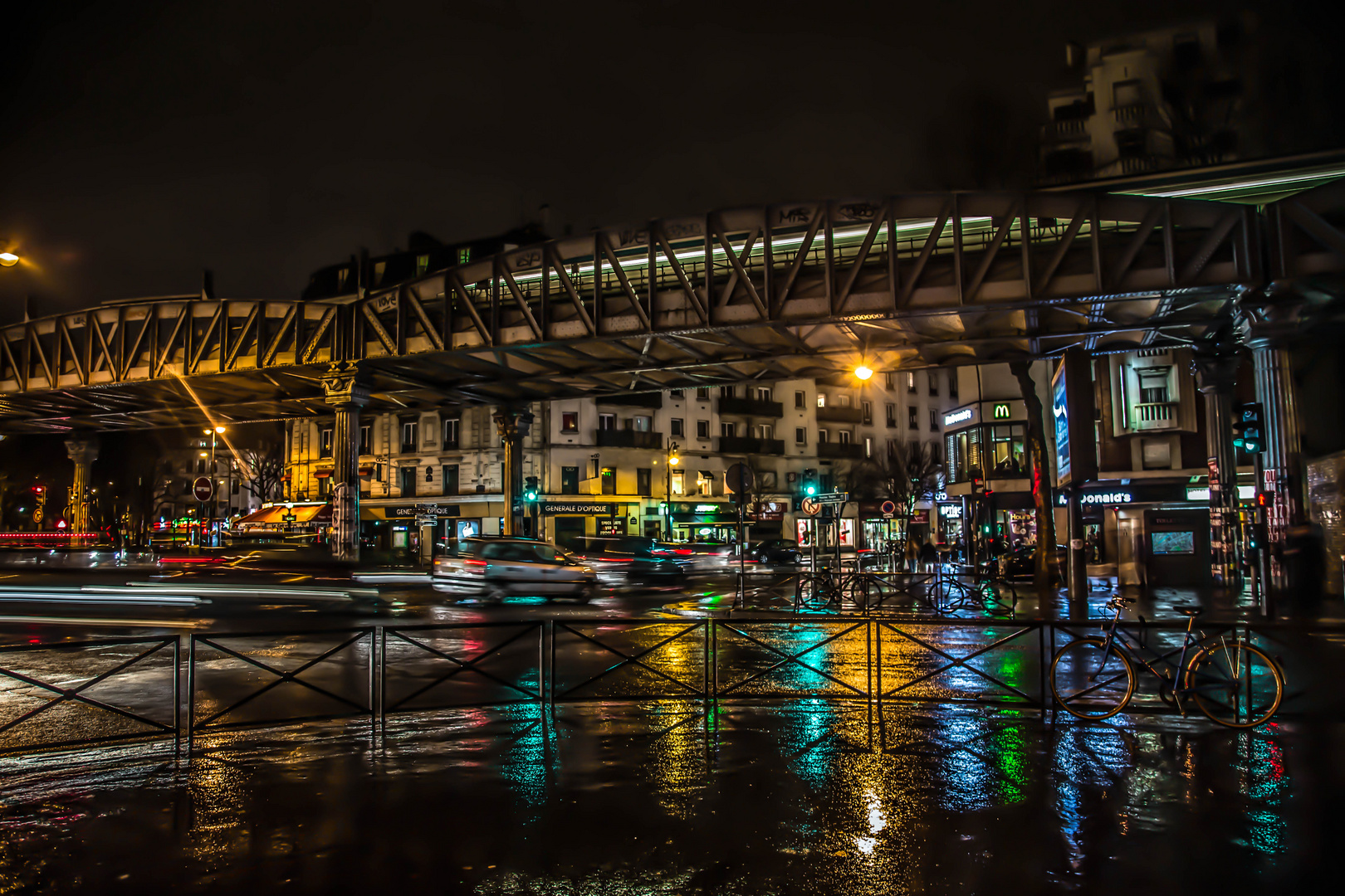 PARIS BY NIGHT2