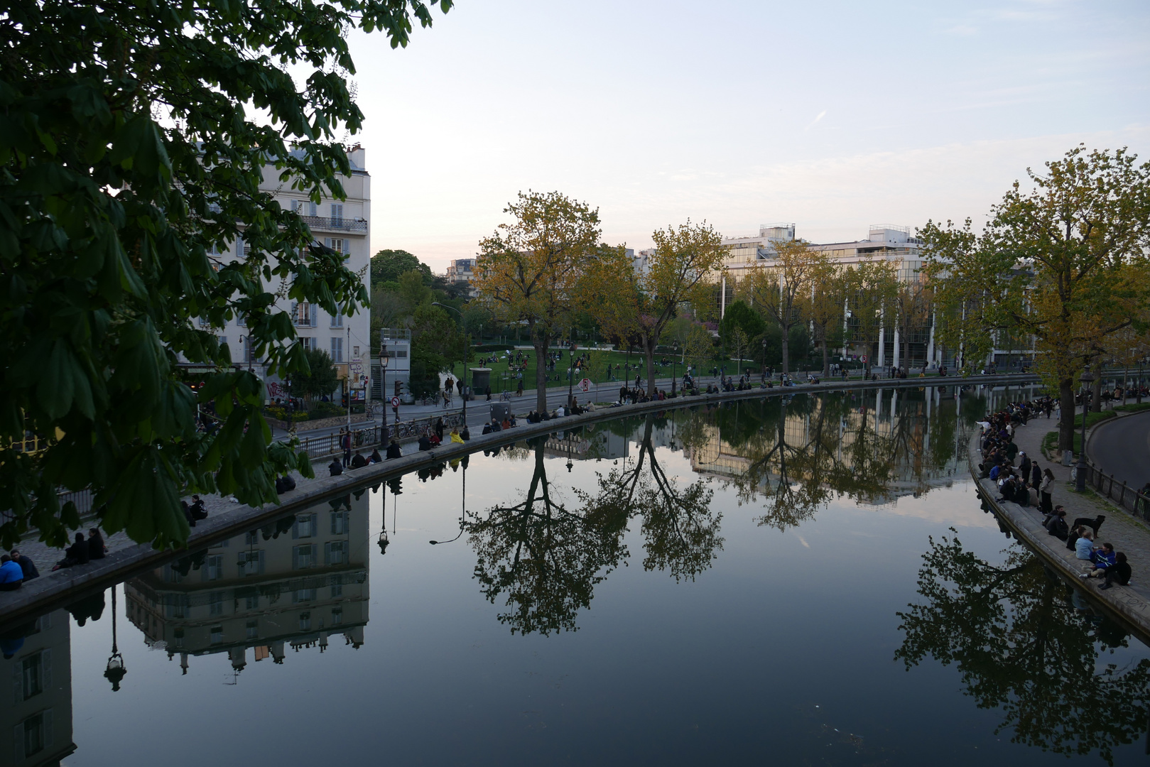 Paris Canal de Paris - la Vilette - (2)