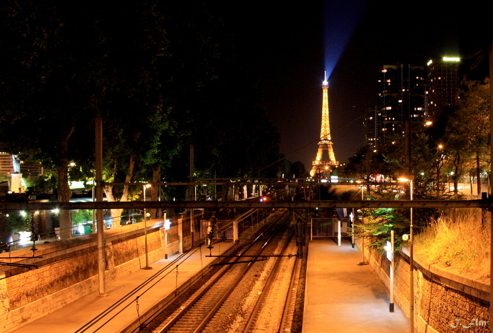 Paris de Nuit