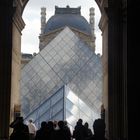 Paris: Die Pyramide des Louvre