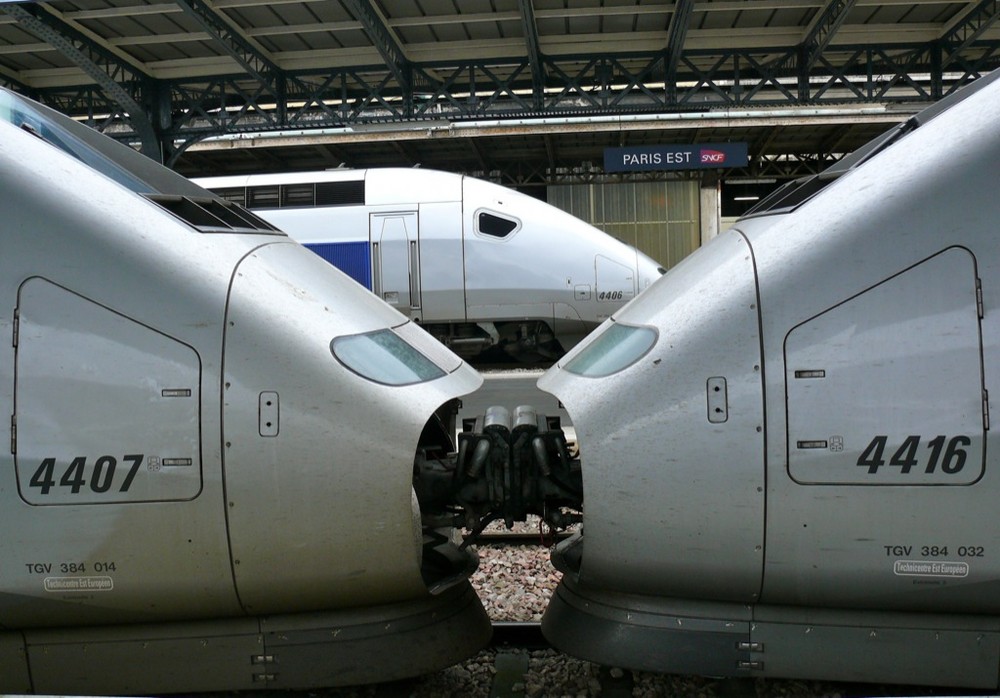 PARIS Est TGV