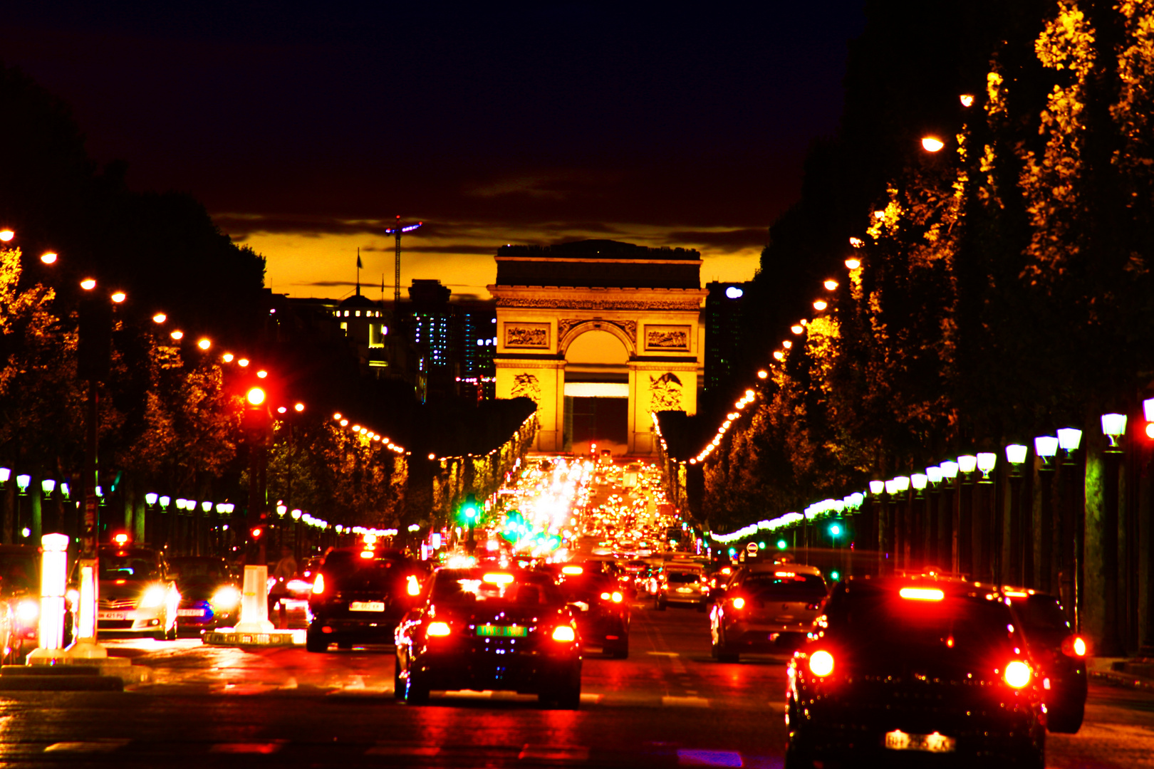 Paris fährt in die Nacht !