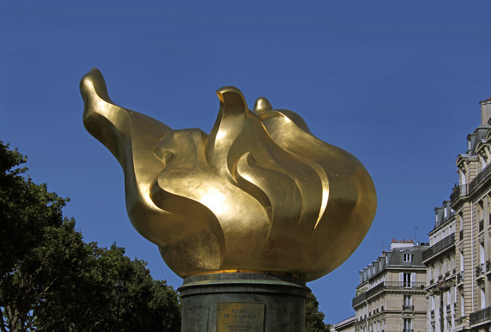 PARIS, Flamme der Freiheit, Place de Alma