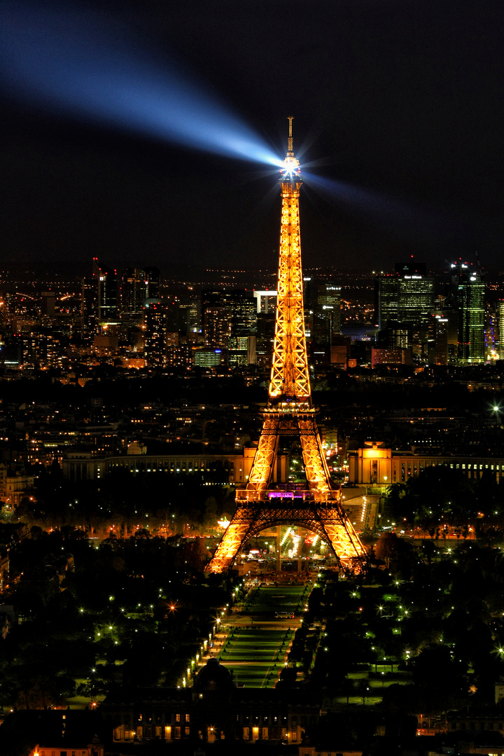 Paris illuminé