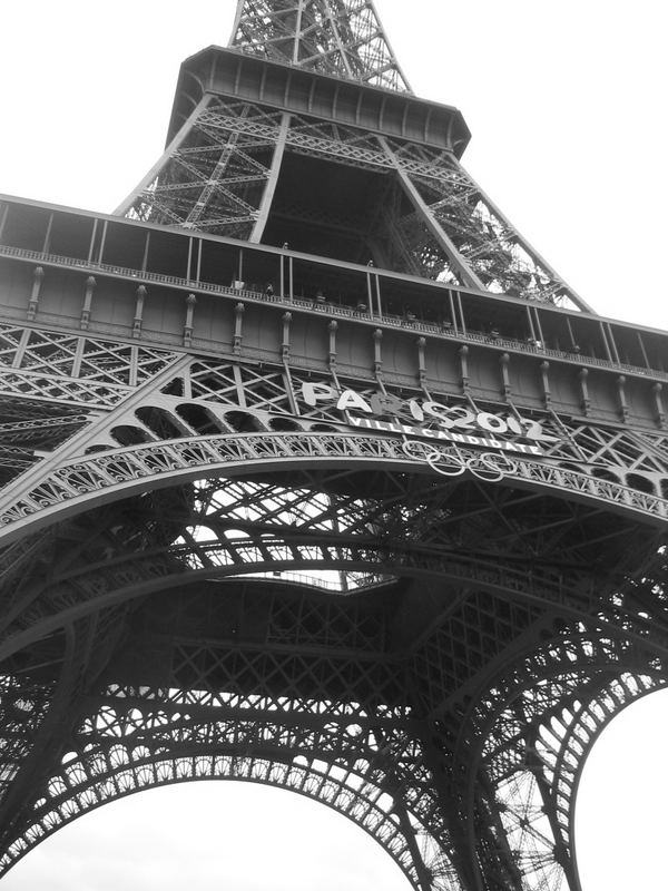 Paris in black........... & white