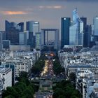 Paris: La Défense  -betrachtet vom Triumphbogen-