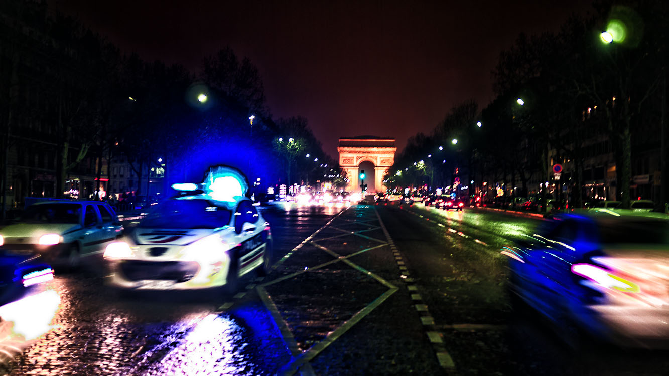 Paris , la nuit