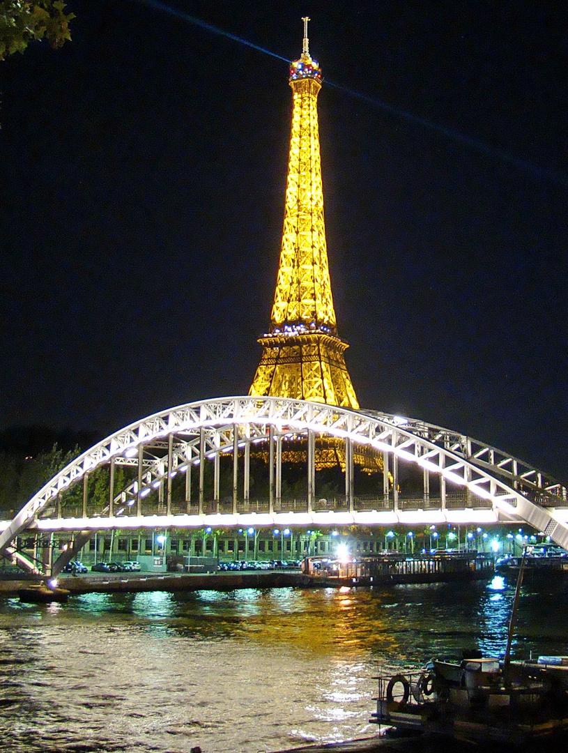 Paris la nuit