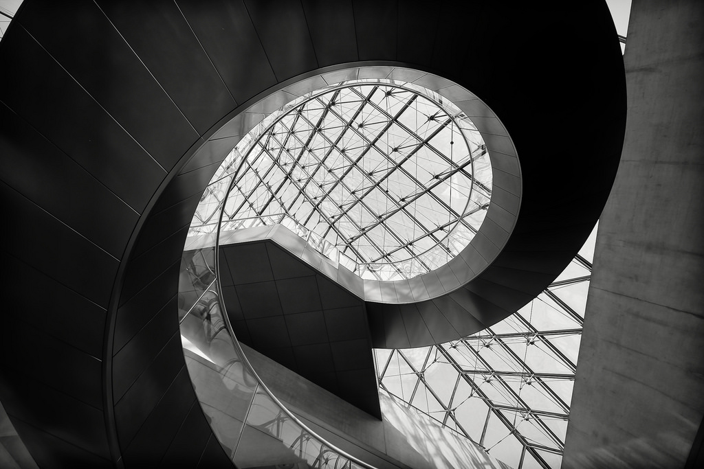 Paris, Le Louvre Escalier 2014