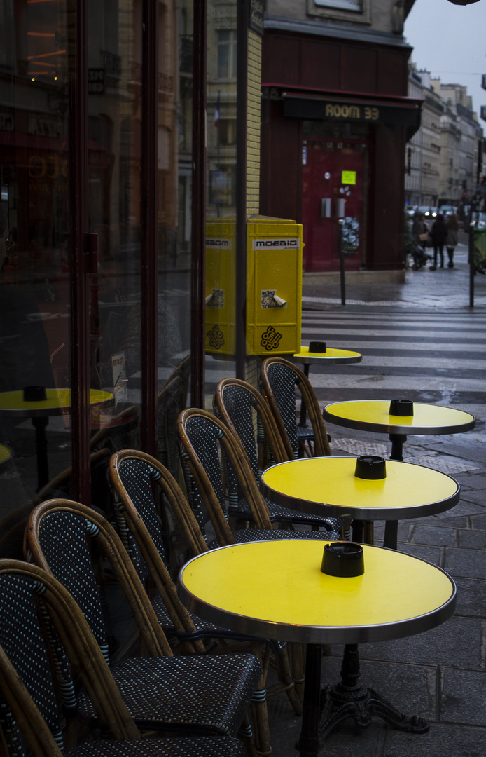 Paris le matin.