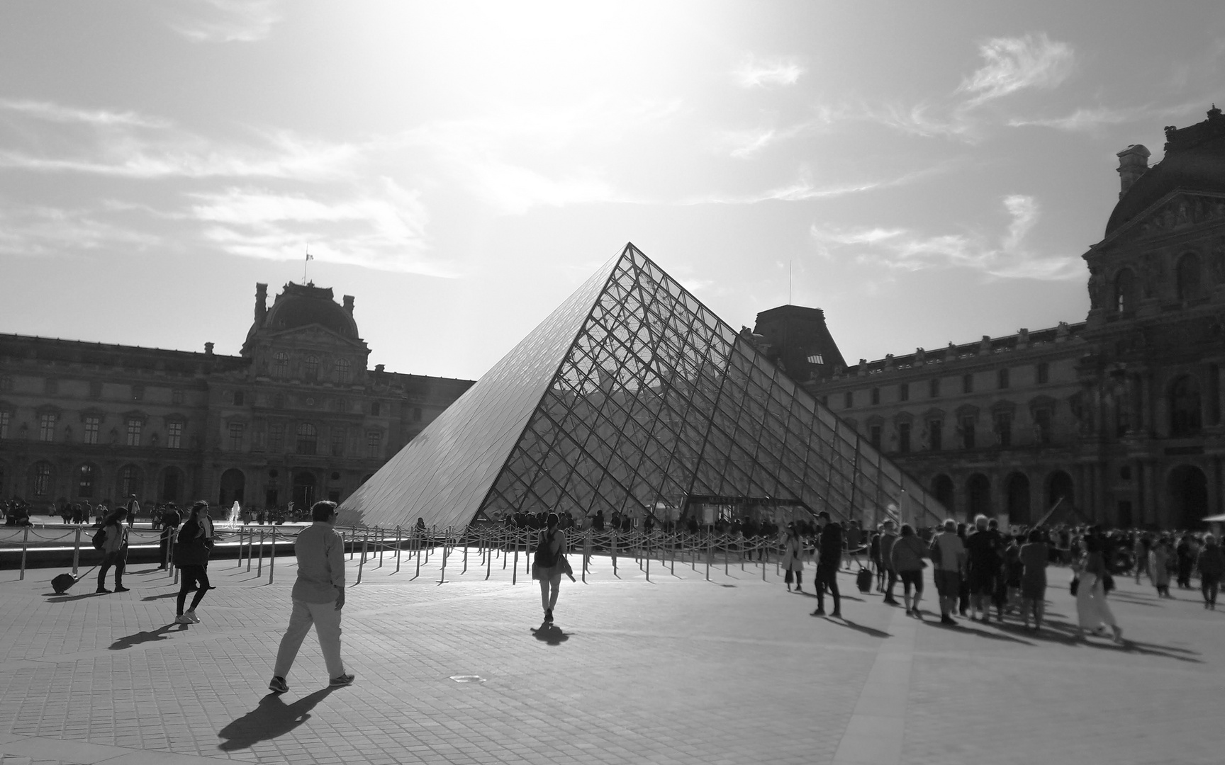 ~Paris, Louvre. Menschen~