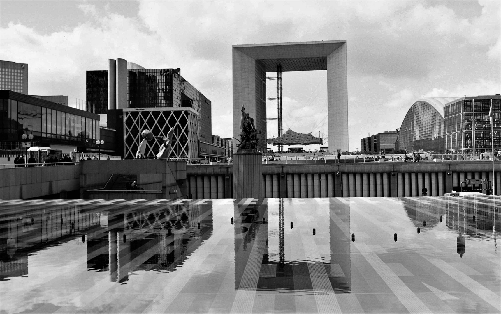 Paris Monumental - La Défense