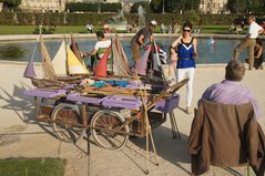 Paris : « naumachies » dans les Tuileries