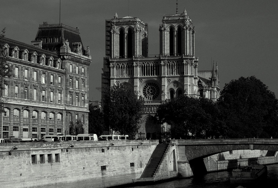 Paris noir.......