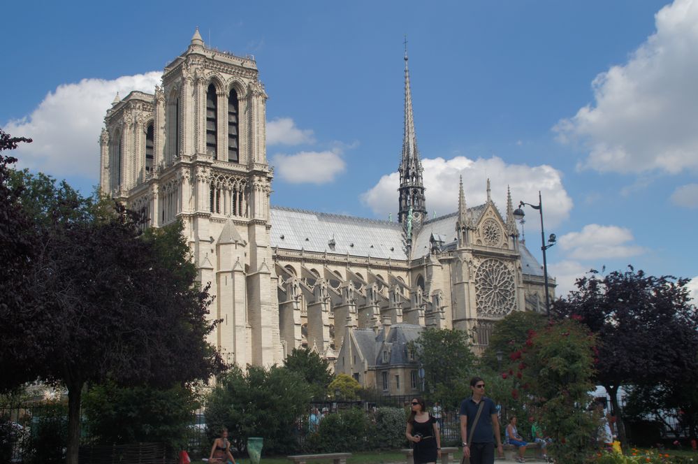 Paris: Notre-Dame im Stile der Souvenir-Künstler (unbearbeitet)