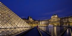 Paris - Palais du Louvre - Pyramide du Louvre - 10